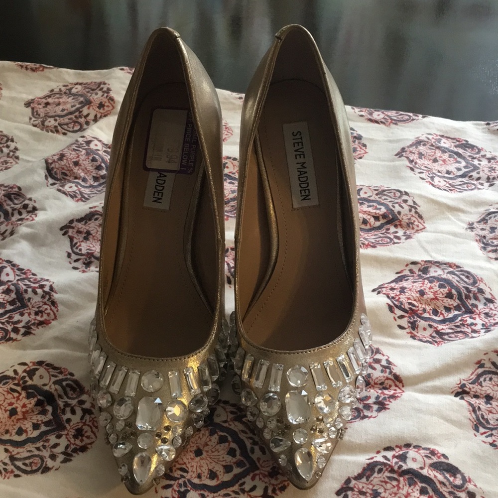 NEW Steve Madden Heels Size 8